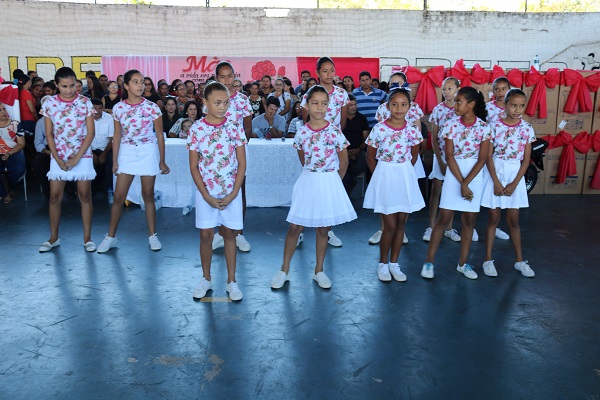 Prefeitura promoveu maior festa da história em homenagem as mães  - Imagem 10