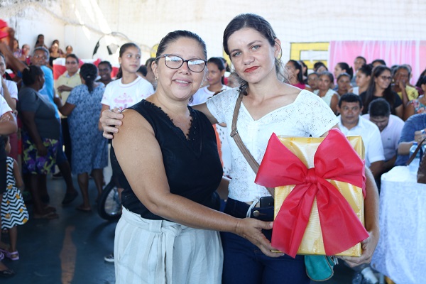 Prefeitura promoveu maior festa da história em homenagem as mães  - Imagem 29