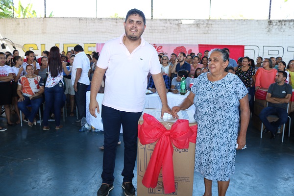 Prefeitura promoveu maior festa da história em homenagem as mães  - Imagem 27