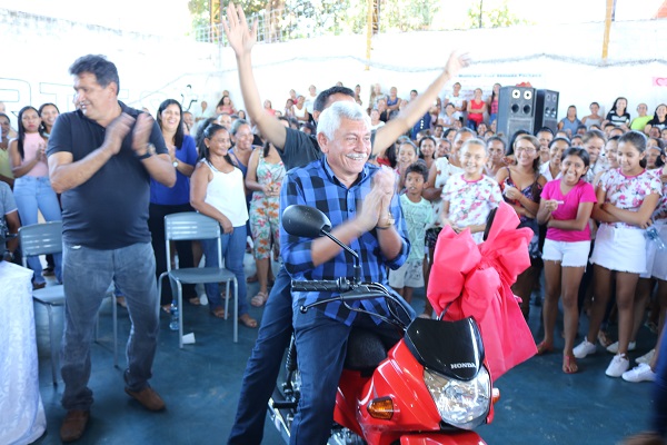 Prefeitura promoveu maior festa da história em homenagem as mães  - Imagem 43