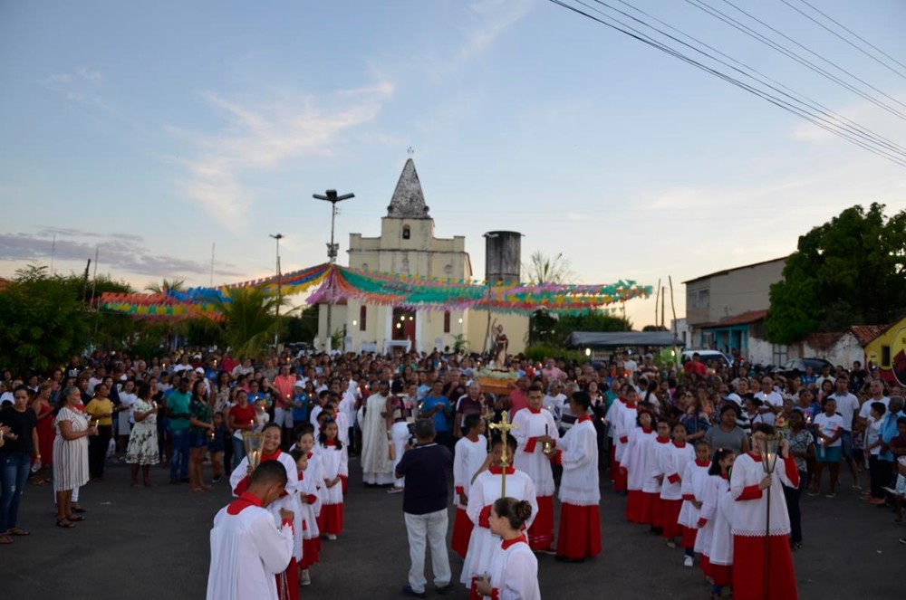 Procissão de Fé encerra os Festejos de São João Batista, em Barro Duro - Imagem 8