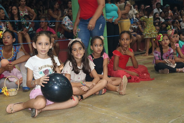 Começou o XXIII Festival Junino de N. S. dos Remédios - Imagem 17