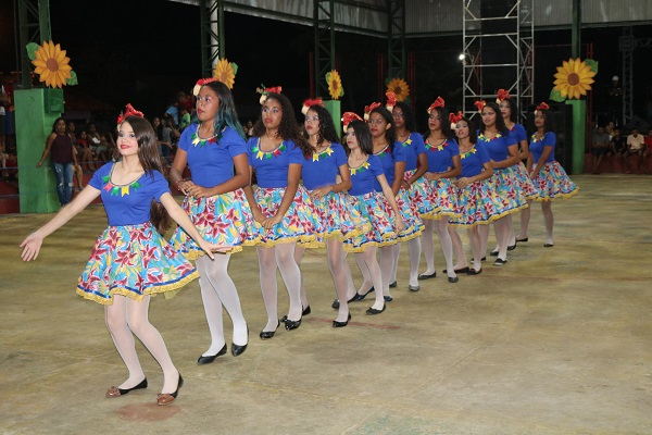 Começou o XXIII Festival Junino de N. S. dos Remédios - Imagem 22