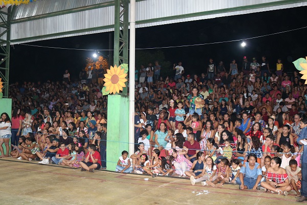 Luar de Santo Antônio e Sanfona Dourada se apresentaram no Festival Junino de N. S. dos Remédios  - Imagem 5