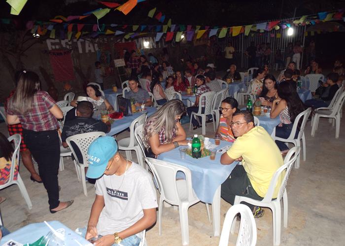 Rede Objetivo de Ensino de Pedro II realiza sua festa de São João  - Imagem 4