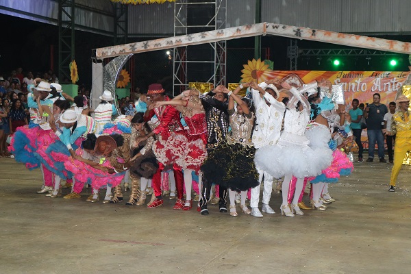 Luar de Santo Antônio e Sanfona Dourada se apresentaram no Festival Junino de N. S. dos Remédios  - Imagem 26