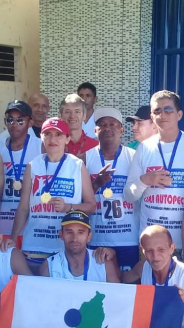 Atletas realizam Primeira Corrida de Picos a Dom Expedito Lopes - Imagem 48