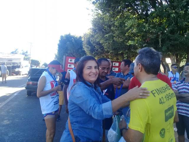 Atletas realizam Primeira Corrida de Picos a Dom Expedito Lopes - Imagem 32
