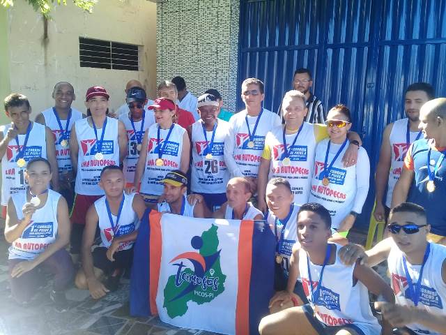 Atletas realizam Primeira Corrida de Picos a Dom Expedito Lopes - Imagem 18