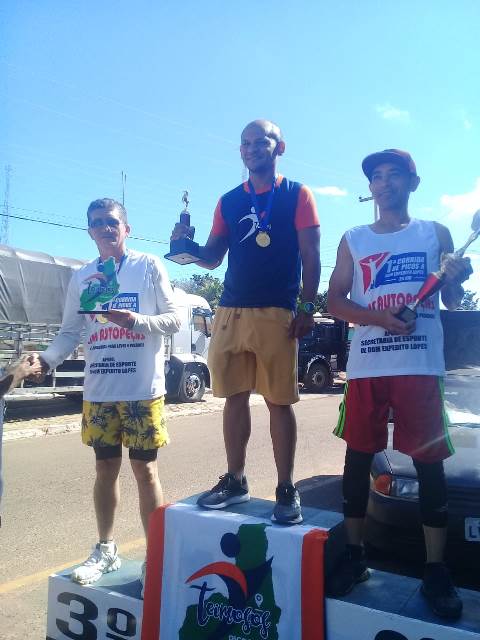 Atletas realizam Primeira Corrida de Picos a Dom Expedito Lopes - Imagem 38