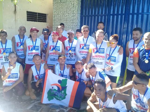 Atletas realizam Primeira Corrida de Picos a Dom Expedito Lopes - Imagem 24