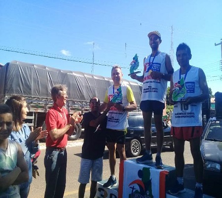 Atletas realizam Primeira Corrida de Picos a Dom Expedito Lopes