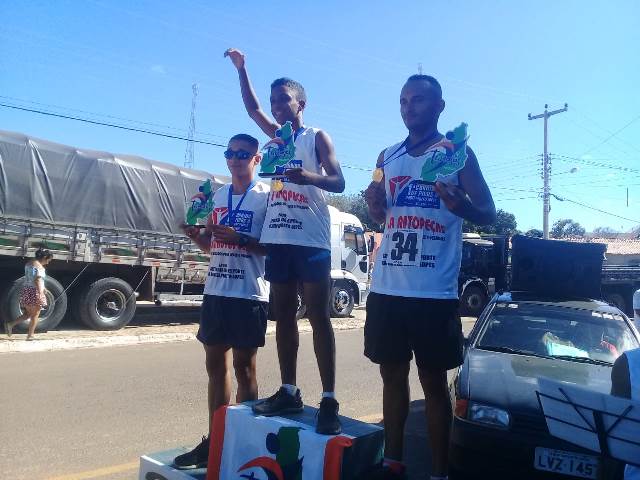 Atletas realizam Primeira Corrida de Picos a Dom Expedito Lopes - Imagem 33