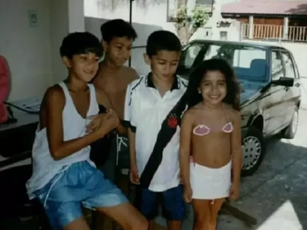 Confira fotos raras de Anitta antes da fama que são inacreditáveis  - imagem 173