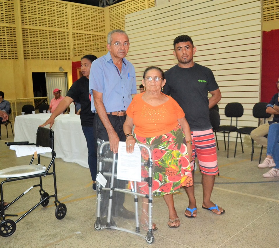SMS de Joaquim Pires entrega equipamentos ortopédicos aos pacientes com deficiência física - Imagem 37