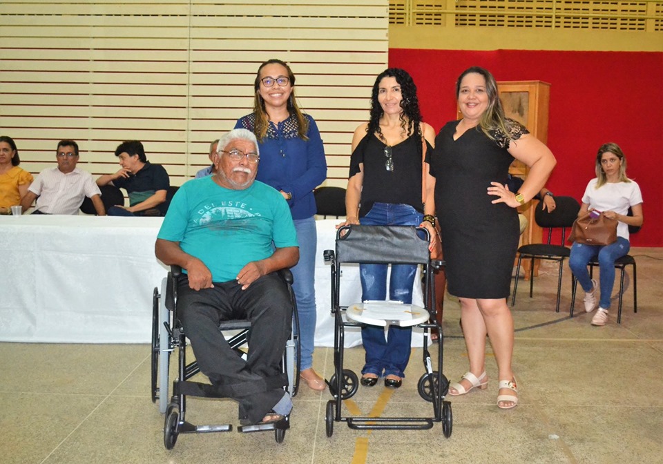 SMS de Joaquim Pires entrega equipamentos ortopédicos aos pacientes com deficiência física - Imagem 27