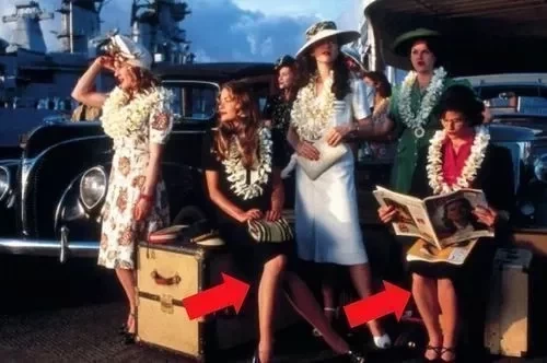 Conheça erros de figurino de filmes que ninguém reparou - imagem 222