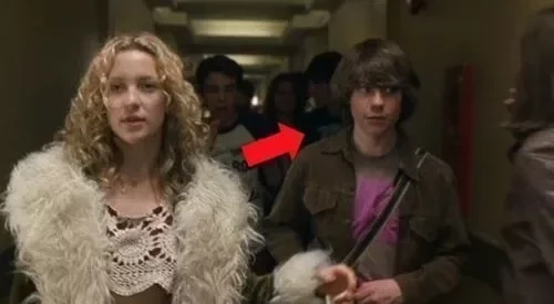 Conheça erros de figurino de filmes que ninguém reparou - imagem 221