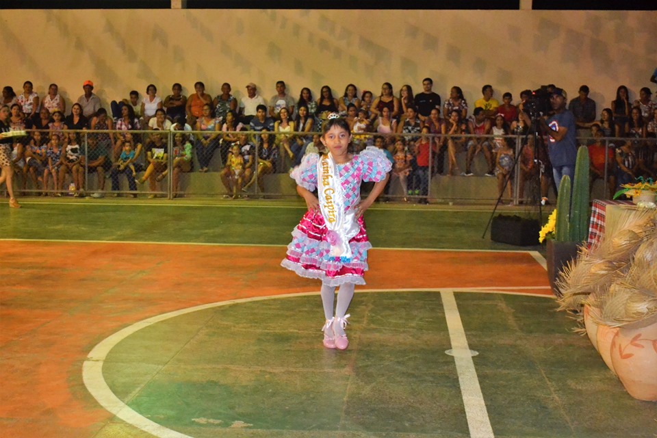 Prefeitura municipal realiza a primeira noite do arraiá da cidade de Joaquim Pires - Imagem 13