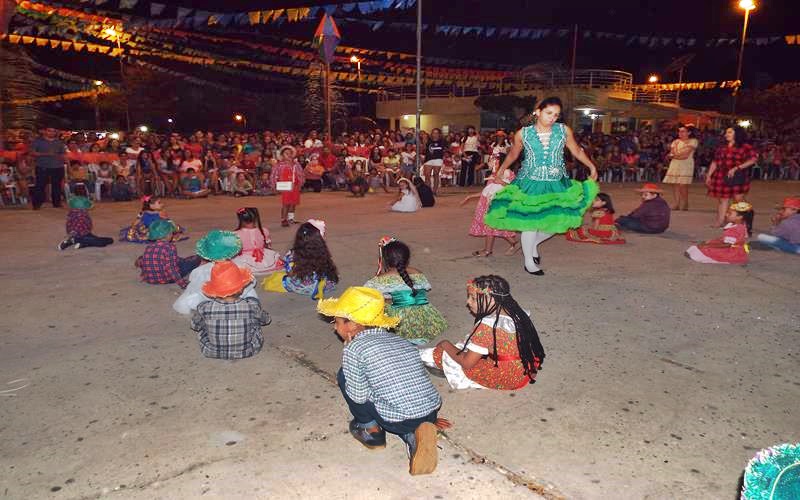 Público prestigia primeira noite do Encontro de Folguedos na Praça Manoel Nogueira Lima  - Imagem 54