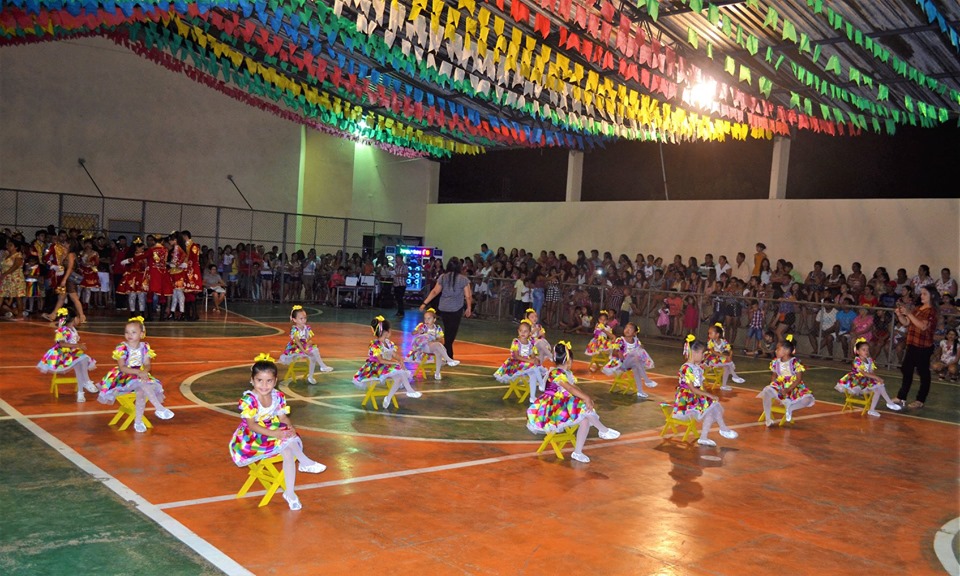 Prefeitura municipal realiza a primeira noite do arraiá da cidade de Joaquim Pires - Imagem 27