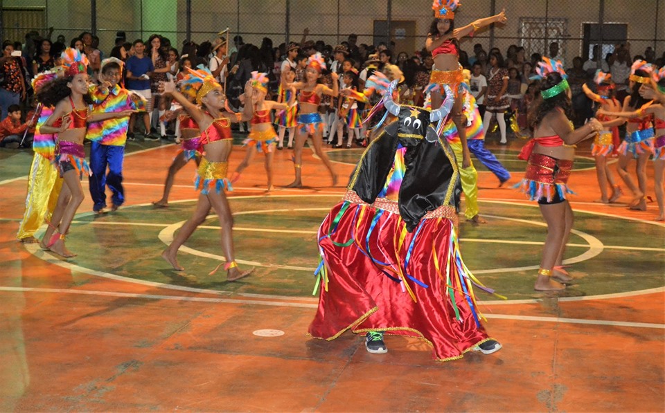 Prefeitura municipal realiza a primeira noite do arraiá da cidade de Joaquim Pires - Imagem 58