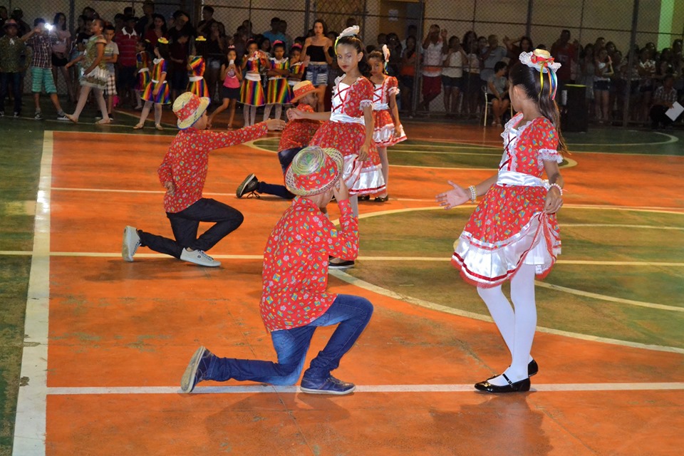 Prefeitura municipal realiza a primeira noite do arraiá da cidade de Joaquim Pires - Imagem 49