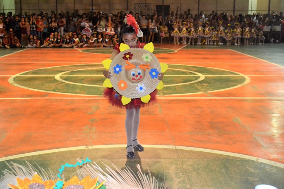 Prefeitura municipal realiza a primeira noite do arraiá da cidade de Joaquim Pires - Imagem 23