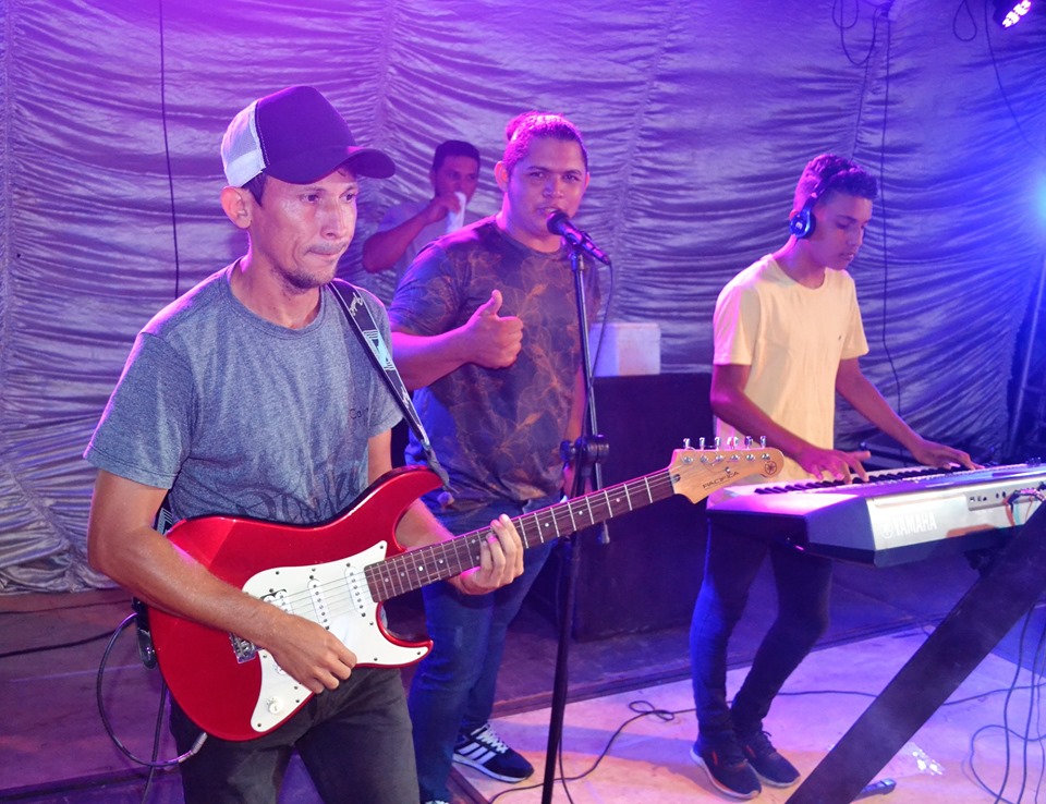 Prefeitura municipal realiza a primeira noite do arraiá da cidade de Joaquim Pires - Imagem 84