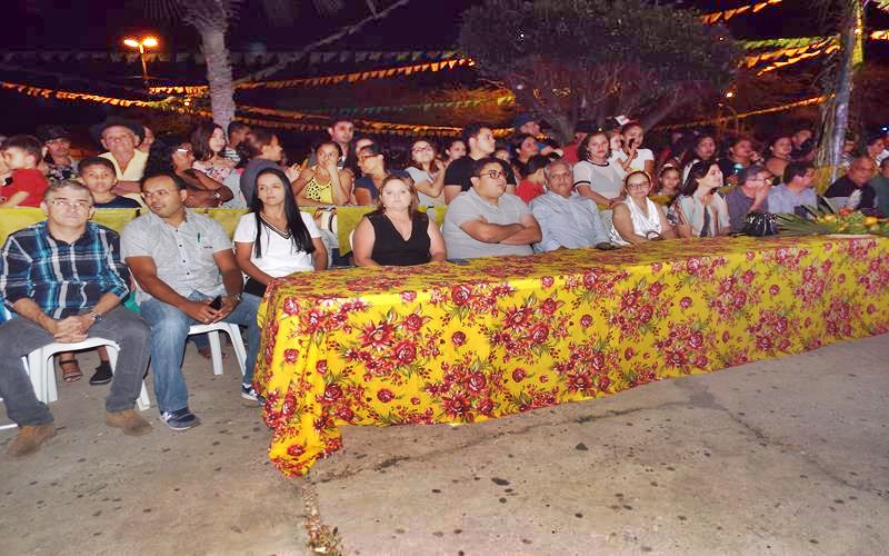 Público prestigia primeira noite do Encontro de Folguedos na Praça Manoel Nogueira Lima  - Imagem 32