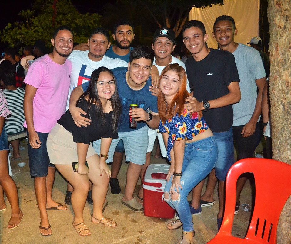 Prefeitura municipal realiza a primeira noite do arraiá da cidade de Joaquim Pires - Imagem 82