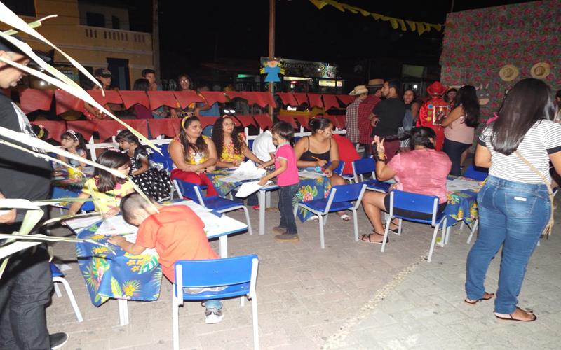 Público prestigia primeira noite do Encontro de Folguedos na Praça Manoel Nogueira Lima  - Imagem 5