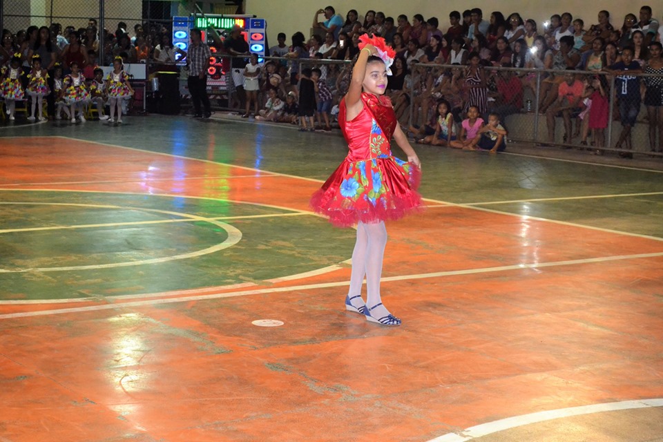 Prefeitura municipal realiza a primeira noite do arraiá da cidade de Joaquim Pires - Imagem 24