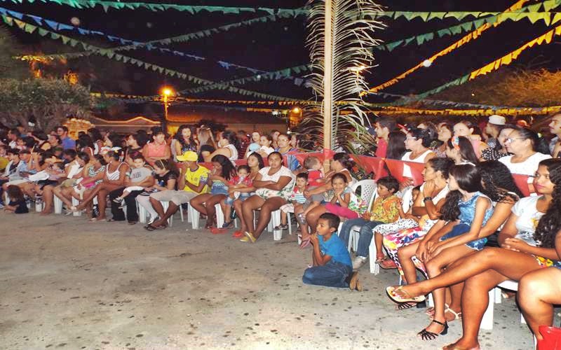 Público prestigia primeira noite do Encontro de Folguedos na Praça Manoel Nogueira Lima  - Imagem 26