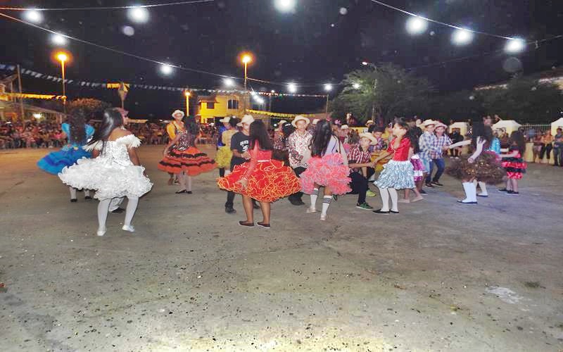 Público prestigia primeira noite do Encontro de Folguedos na Praça Manoel Nogueira Lima  - Imagem 58
