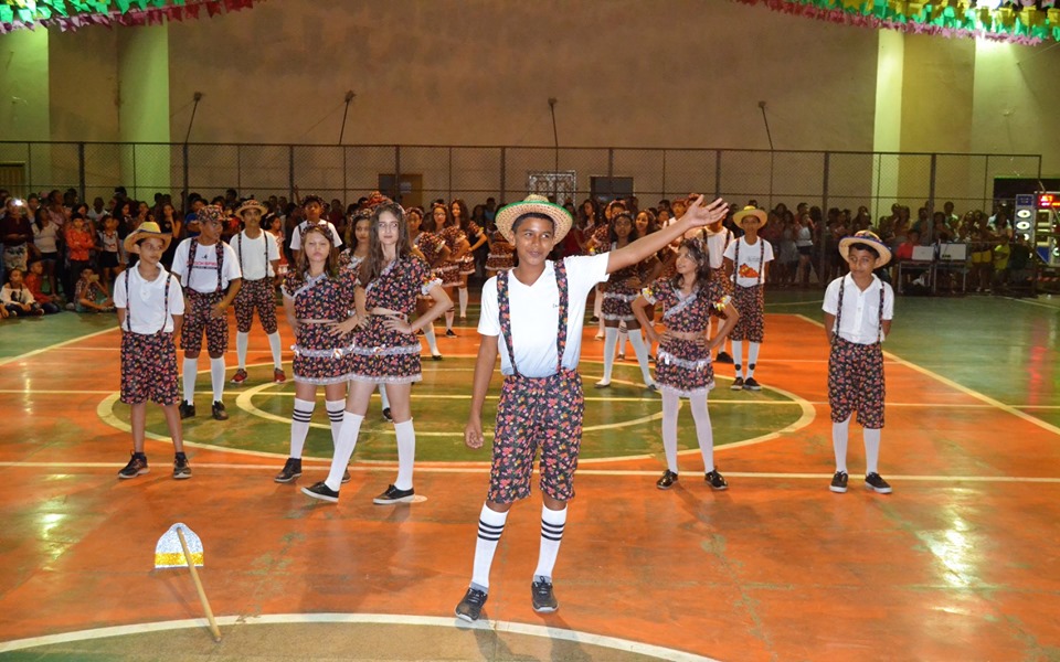 Prefeitura municipal realiza a primeira noite do arraiá da cidade de Joaquim Pires - Imagem 61