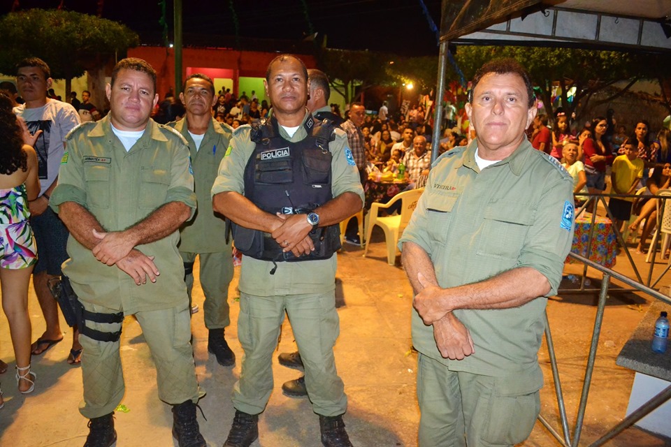 Prefeitura municipal realiza a primeira noite do arraiá da cidade de Joaquim Pires - Imagem 81