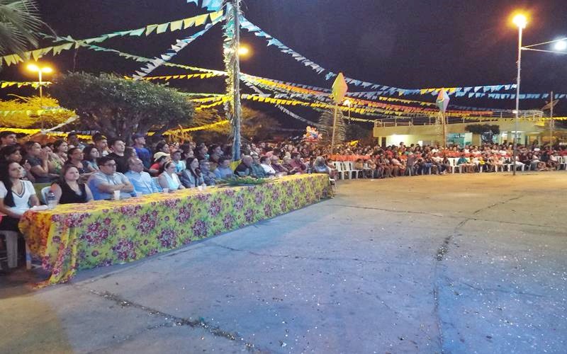 Público prestigia primeira noite do Encontro de Folguedos na Praça Manoel Nogueira Lima  - Imagem 65