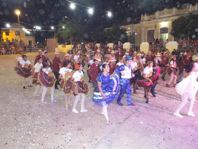 Junina Bag Dance leva título de campeã do Encontro de Folguedos 2019  - Imagem 61