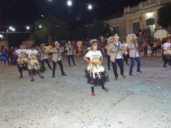 Junina Bag Dance leva título de campeã do Encontro de Folguedos 2019  - Imagem 59