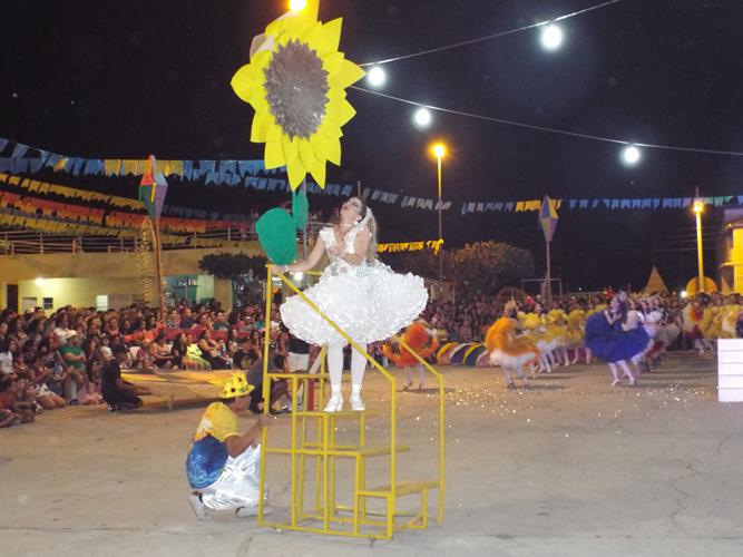 Junina Bag Dance leva título de campeã do Encontro de Folguedos 2019  - Imagem 35