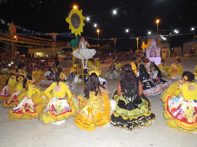 Junina Bag Dance leva título de campeã do Encontro de Folguedos 2019  - Imagem 39