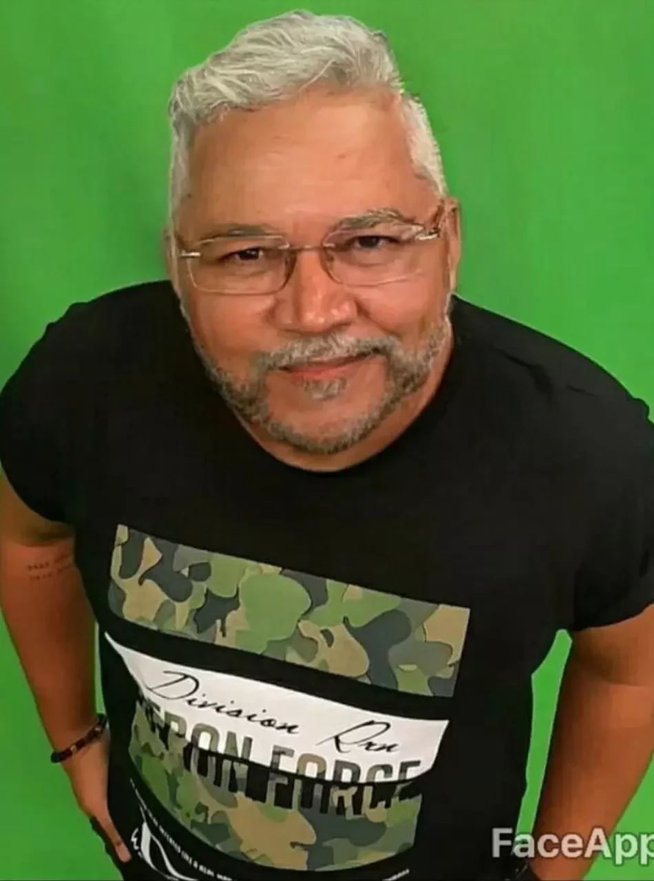 Entrando na onda: Veja apresentadores da TVMN com "filtro de idoso" - imagem 763