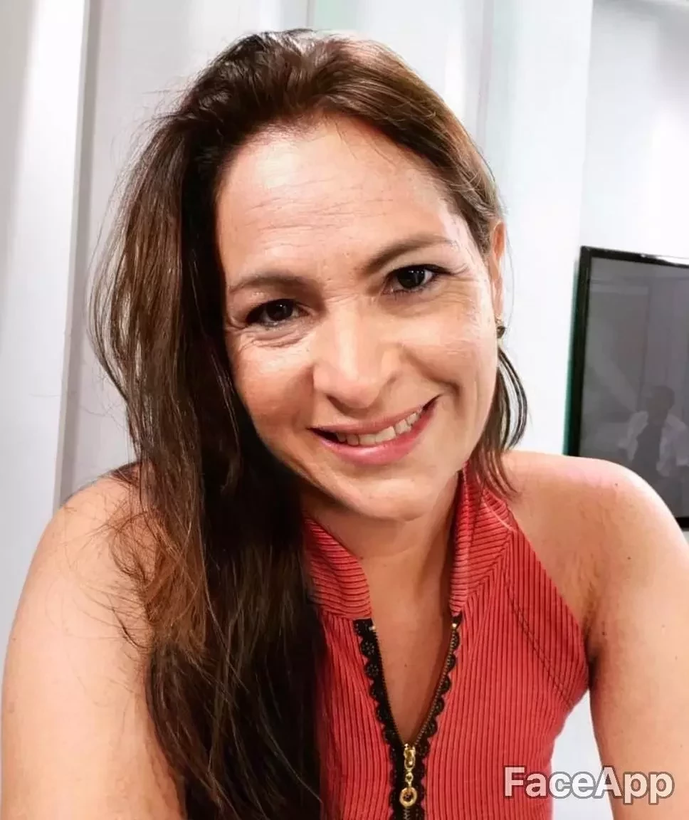 Entrando na onda: Veja apresentadores da TVMN com "filtro de idoso" - imagem 751