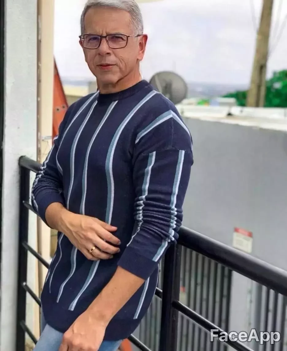 Entrando na onda: Veja apresentadores da TVMN com "filtro de idoso" - imagem 756