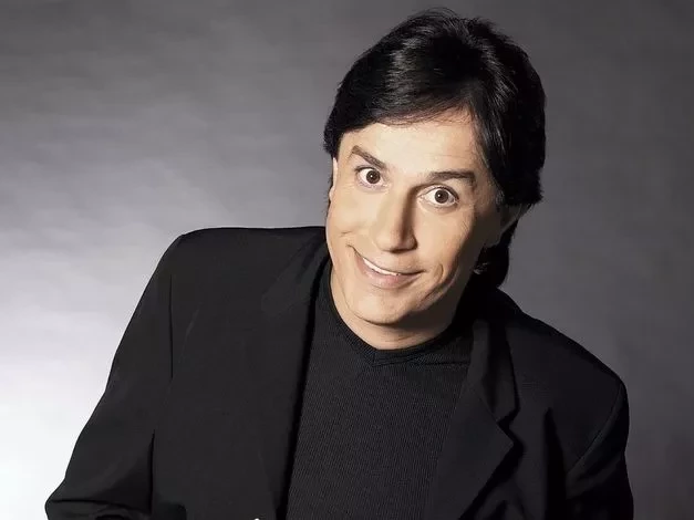 Batem um bolão: Conheça os famosos que são craques do futebol - imagem 916