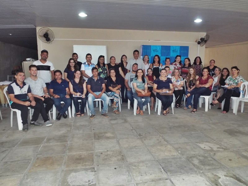 SEMED repassa aos diretores de escolas os filmes a serem trabalhados para o desfile do 7 de Setembro  de 2019 - Imagem 1