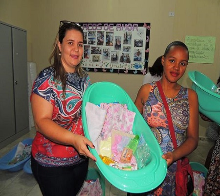 Mais de 200 kits de enxovais já foram entregues de janeiro até junho pelo Programa Laços de Amor da SEMAS 
