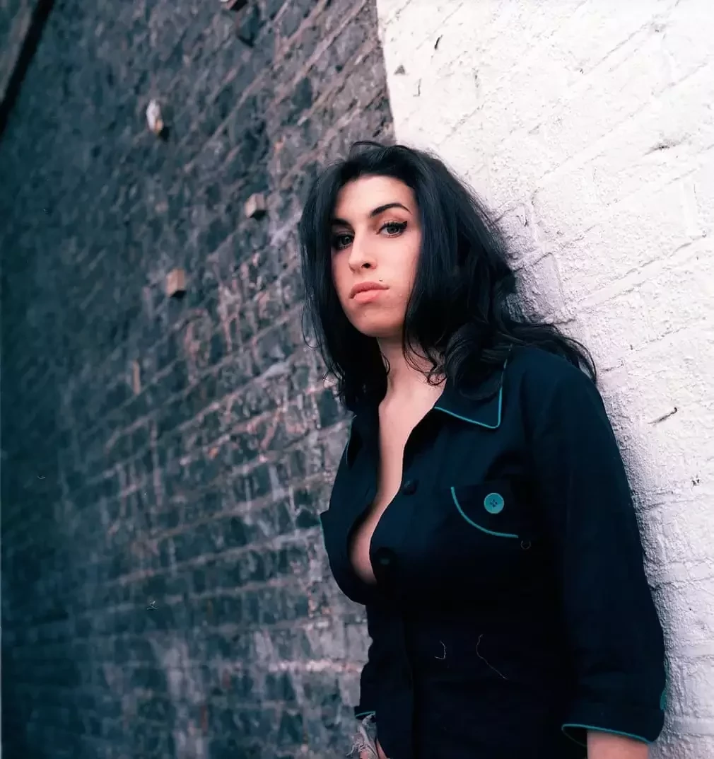8 anos sem Amy Winehouse: 15 fatos sobre a cantora que você não sabia - imagem 1449