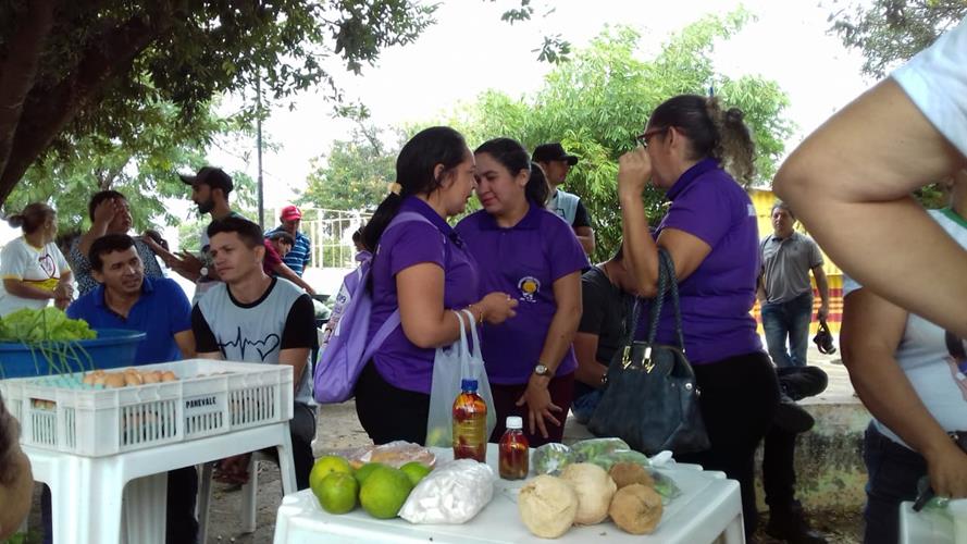 Público prestigia comprando produtos na Feira Sabores e Saberes  - Imagem 4